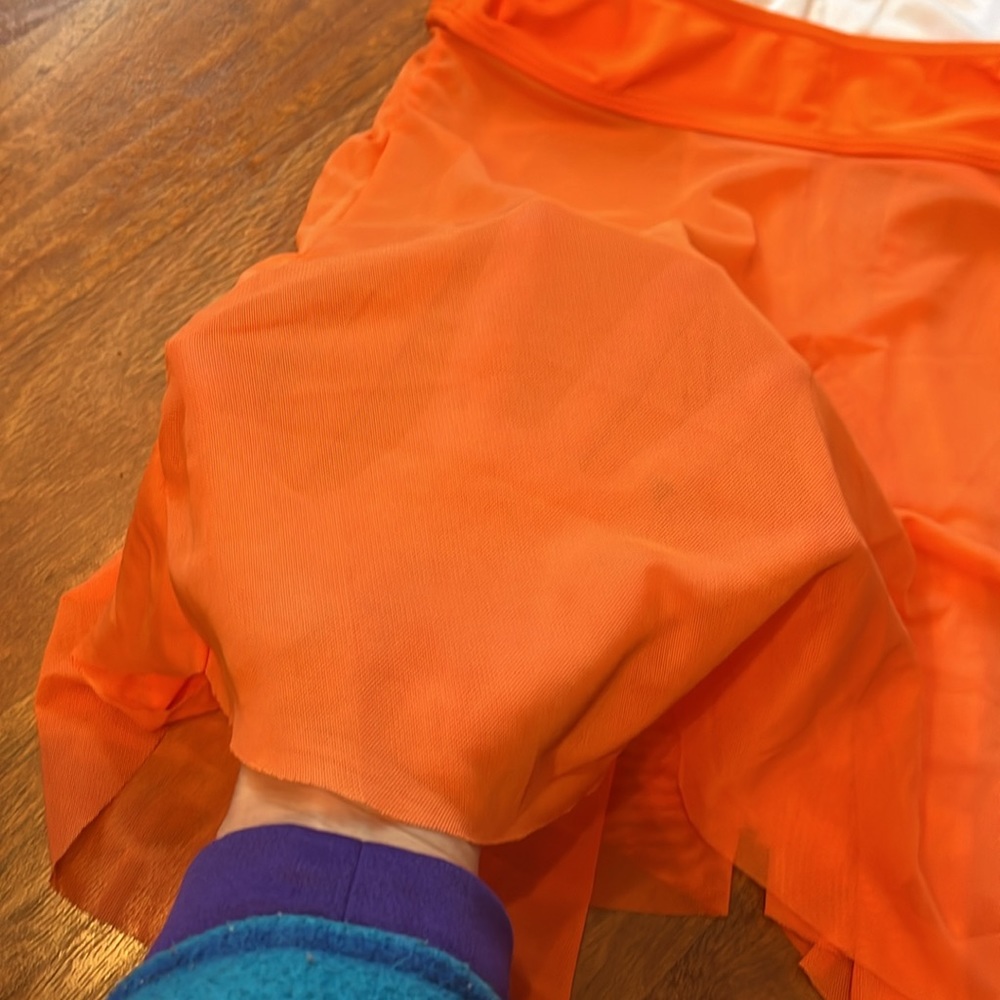 New Viilop two piece, beautiful orange swimsuit - Picture 14 of 16